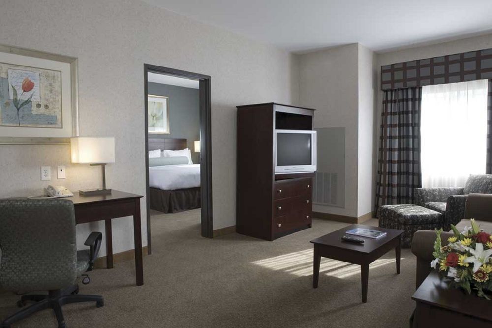 Holiday Inn Express & Suites Charlottesville - Ruckersville, An Ihg Hotel Kültér fotó